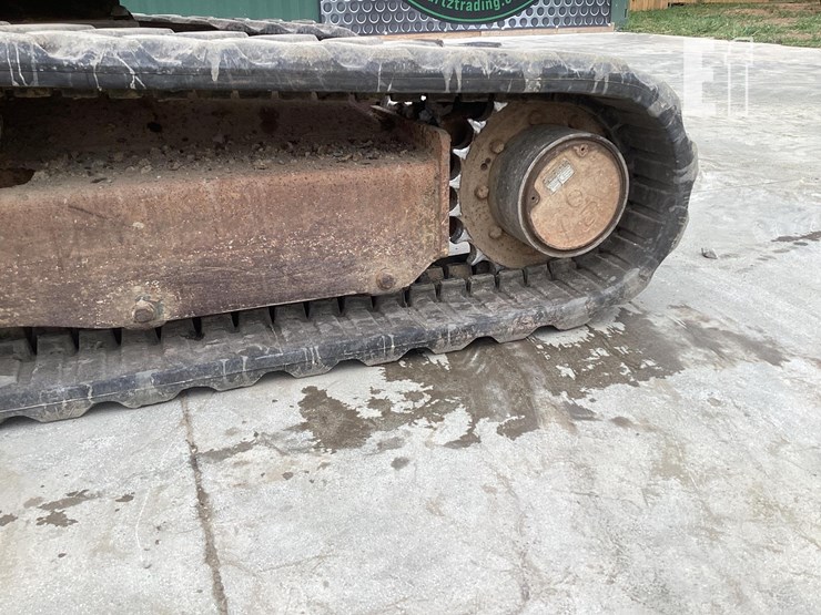 2004-deere-35c-image-13