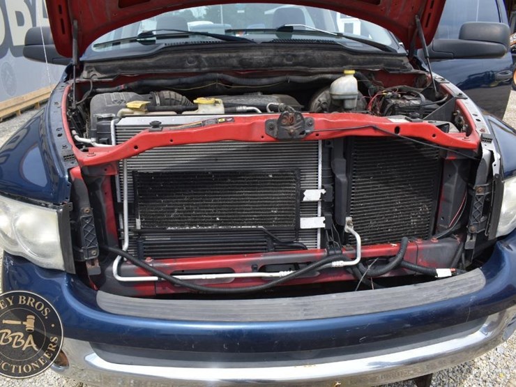 2005-dodge-2500-image-41