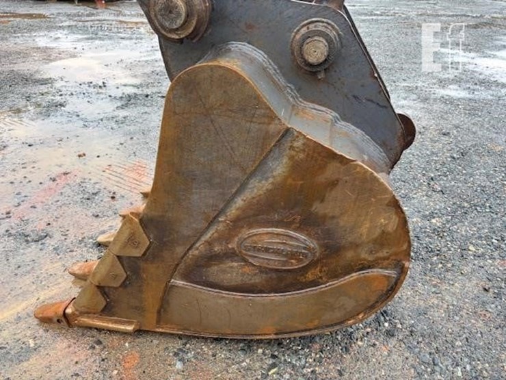 2014-deere-160g-lc-image-25