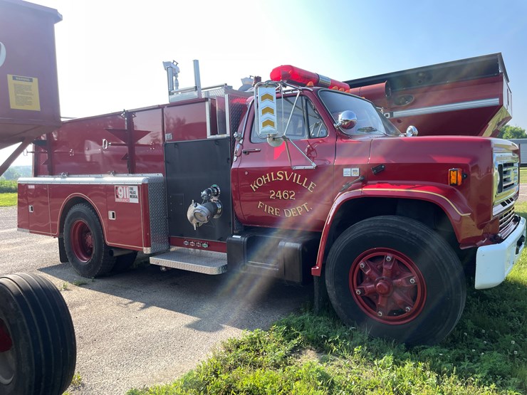 #1017-•-1985-retired-firetruck-(has-wi-title)-image-4