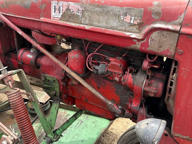 farmall-b-tractor-w/-5ft-belly-mower-image-14