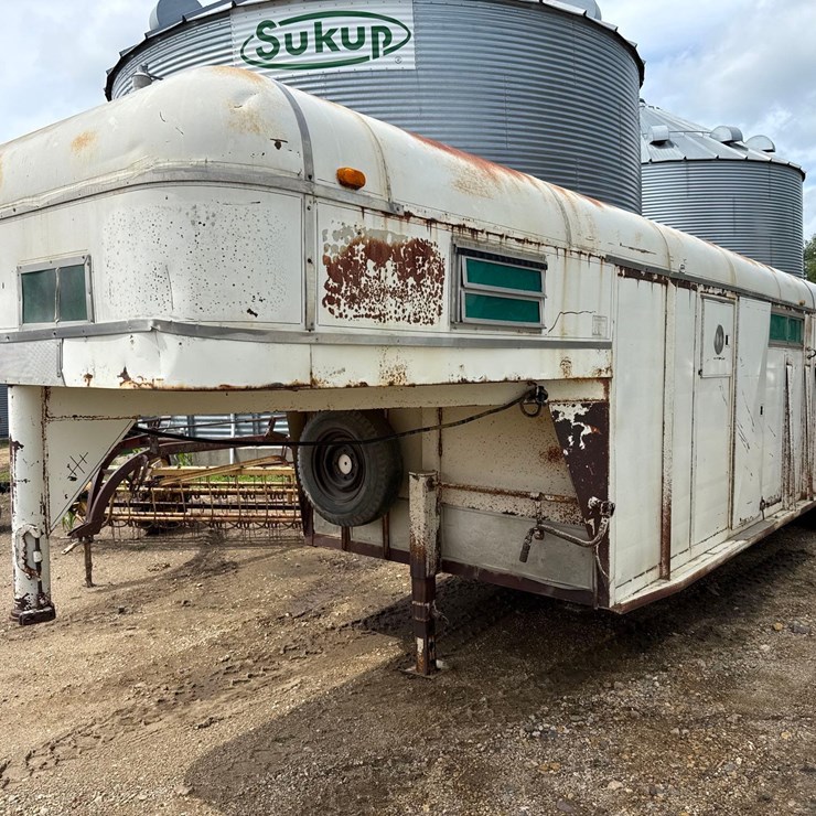 7ft x 22ft Show Me Livestock Trailer