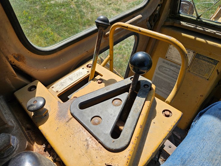 caterpillar-963-image-76