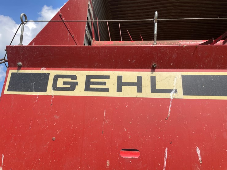 gehl-970-image-85