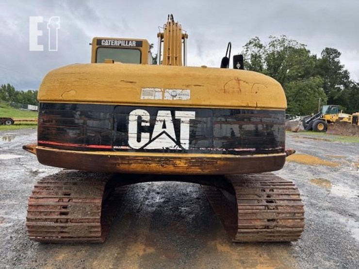 2002-caterpillar-320c-image-3