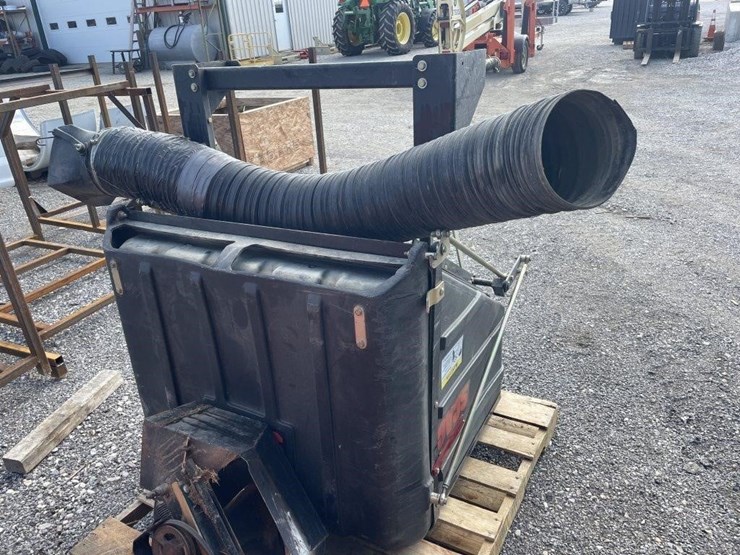 scag-dump-style-bagger-system-image-4