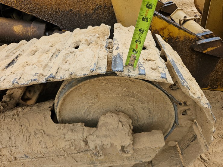 caterpillar-931b-image-60