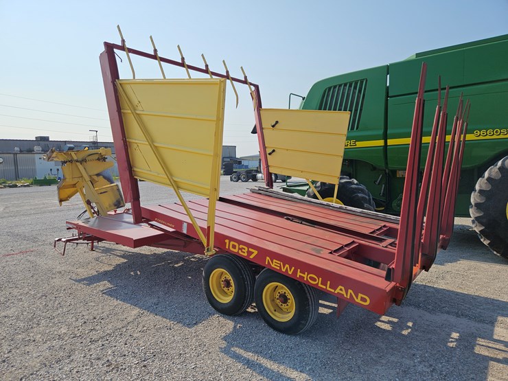 new-holland-1037-image-8
