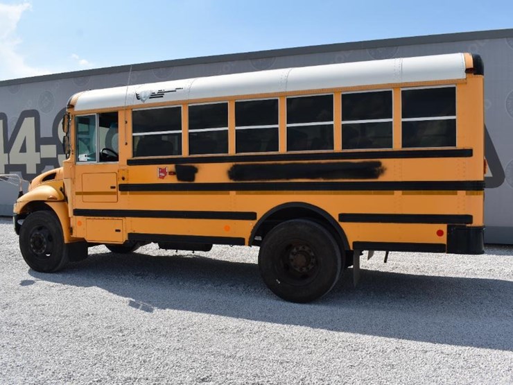 2012-ic-bus-ce-image-8