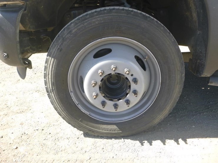 2012-ford-f450-image-17