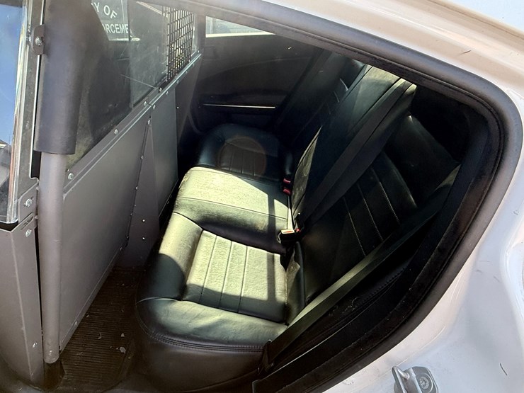 #26458-•-2018-dodge-charger-sedan-2c3cdxat6jh212440-image-44