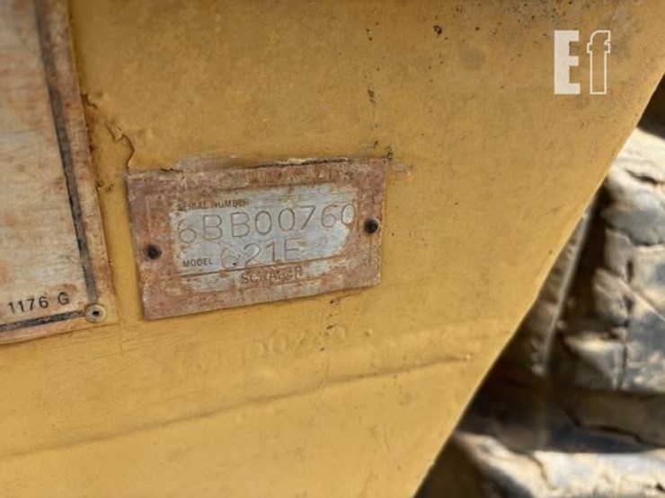 1981-caterpillar-621b-image-38