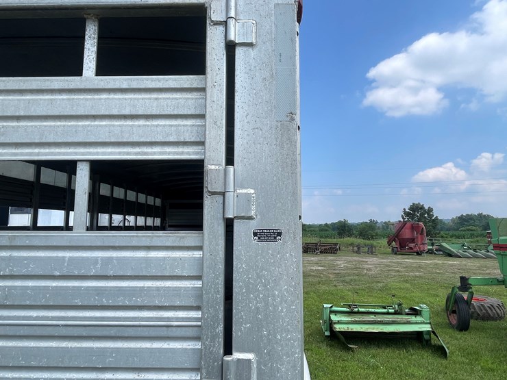 #1029-•-2002-c&c-20'-gooseneck-aluminum-trailer-(has-wi-title)-image-31