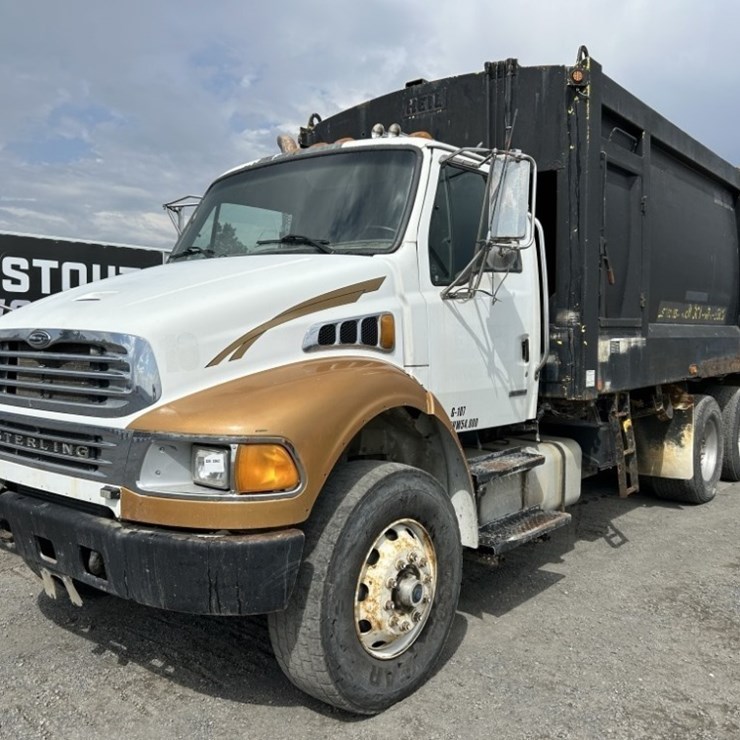 2005 STERLING ACTERRA