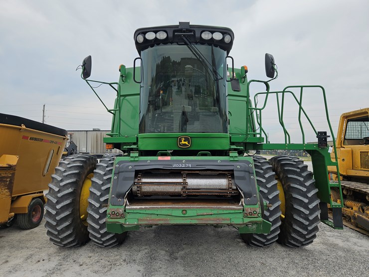 2010-john-deere-2010-image-2