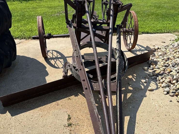 adams-antique-road-grader-blade-image-2