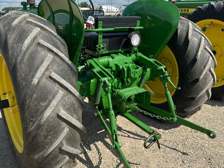john-deere-420-image-9