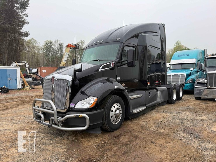 2022-kenworth-t680-image-1