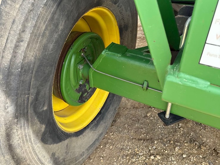 1996-demco-525bu-gravity-wagon-image-14
