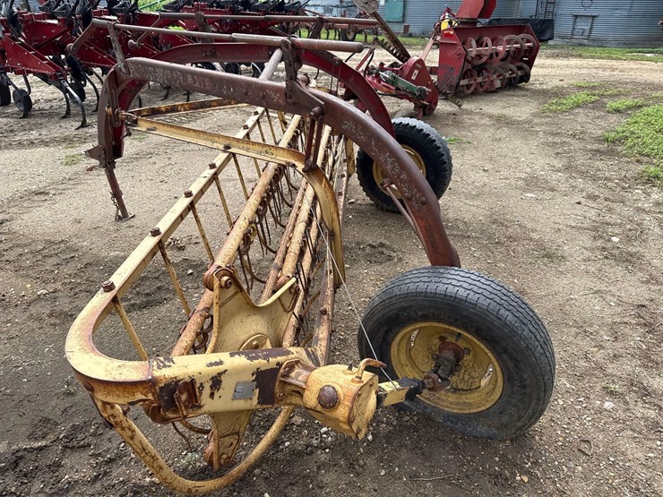 new-holland-56-image-4