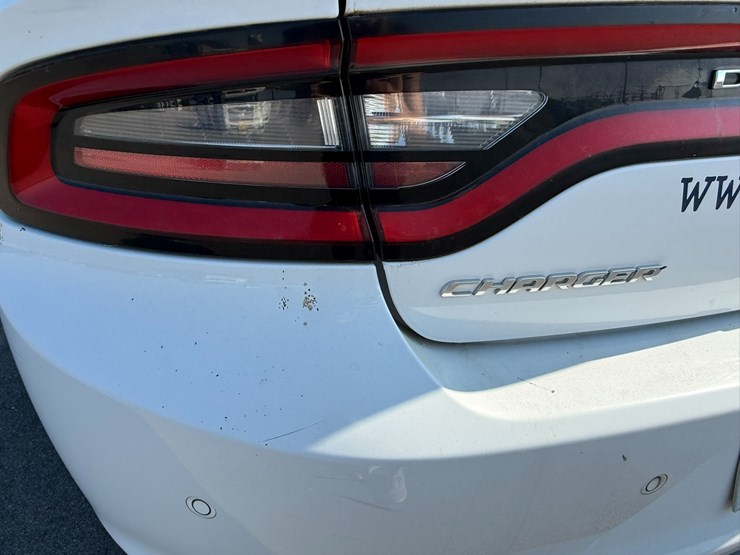 #26458-•-2018-dodge-charger-sedan-2c3cdxat6jh212440-image-5