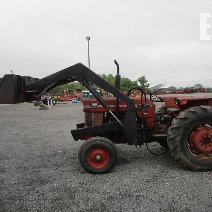 MASSEY-FERGUSON 165