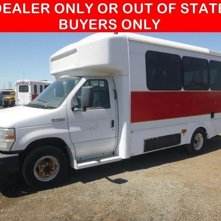 2014 FORD E450
