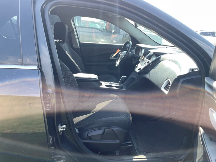 #1041-•-2014-chevy-equinox-awd-(has-wi-title)-image-53
