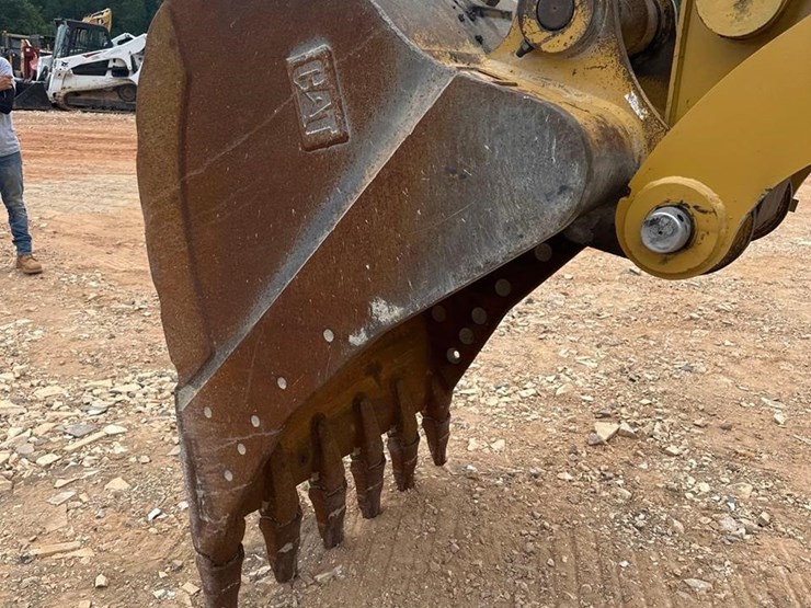 caterpillar-325flcr-image-10