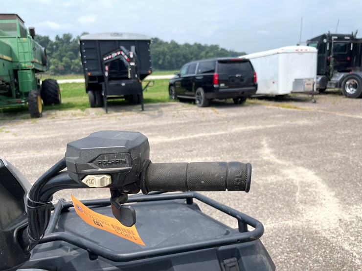 #1064-•-2018-polaris-570-utility-edition-4x4-image-26