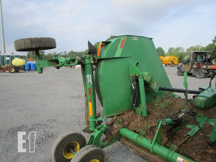 john-deere-165-image-9