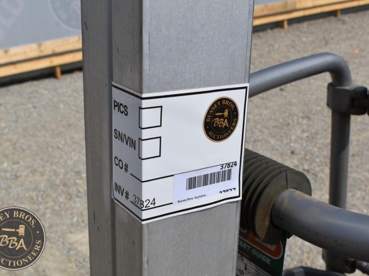 2012-jlg-fs80-image-1