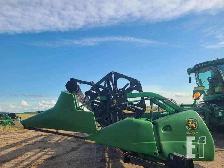 2011-john-deere-635f-image-1