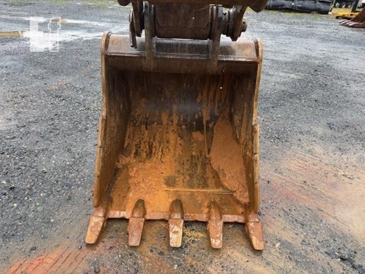 2014-deere-160g-lc-image-19