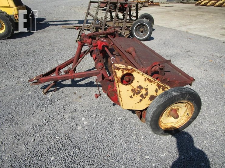 new-holland-404-image-4