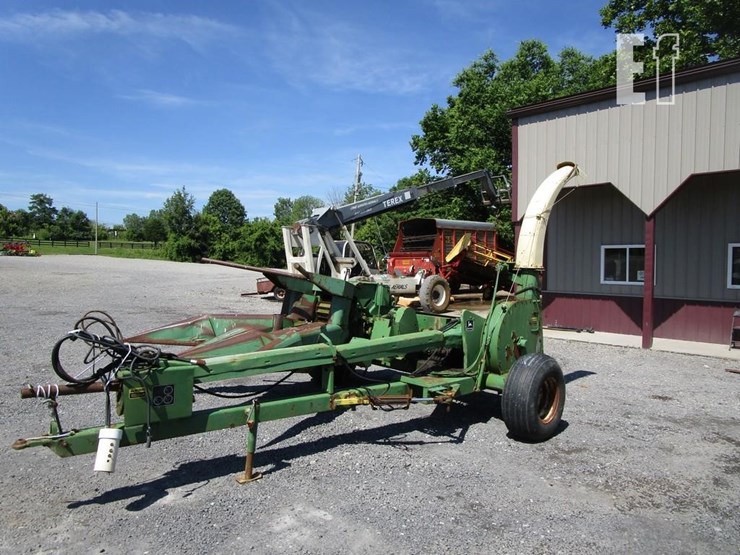 john-deere-3940-image-2