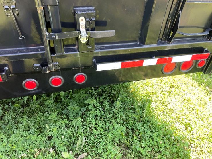 #1024-•-2021-pj-dump-trailer-(has-wi-title)-image-40