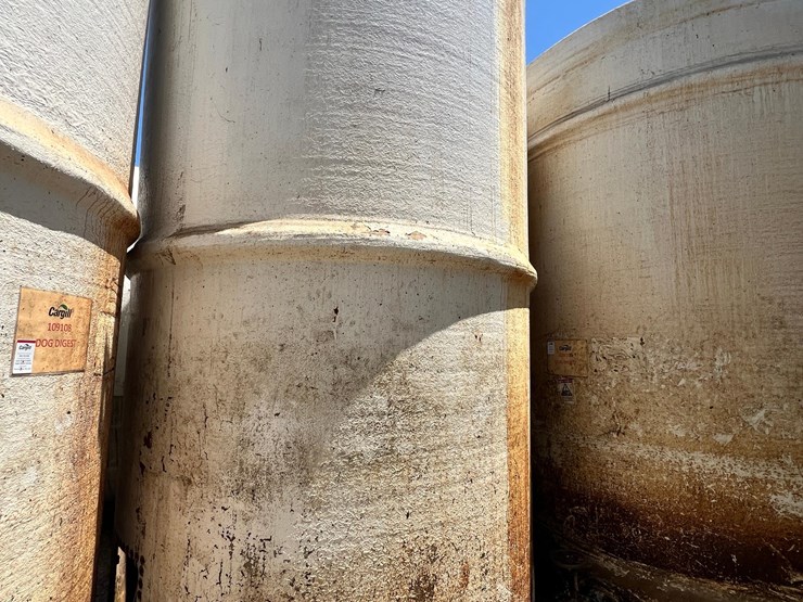 7,000-gallon-(approx.)-fiberglass-liquid-feed-storage-tank-image-2