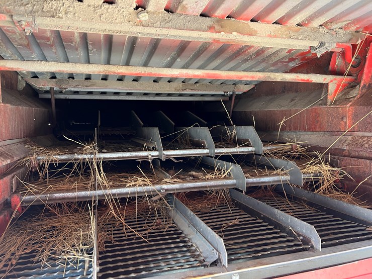 massey-ferguson-750-image-9