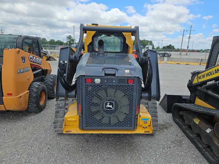 2019-deere-331g-image-18