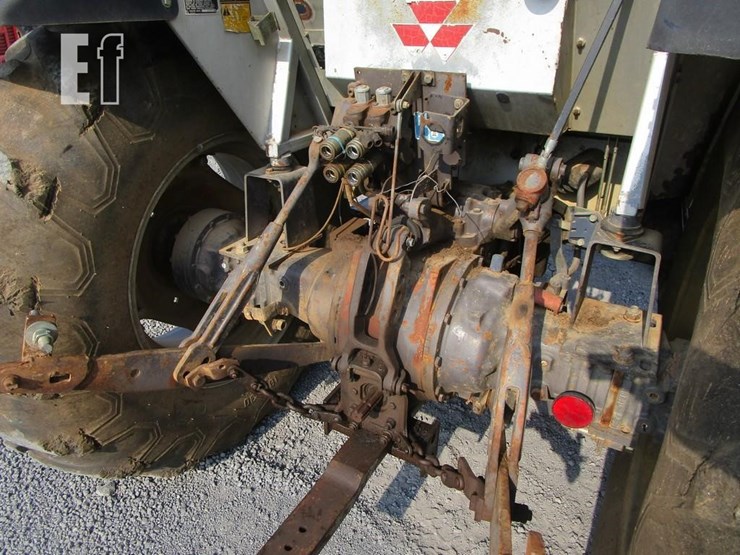 massey-ferguson-383-image-10