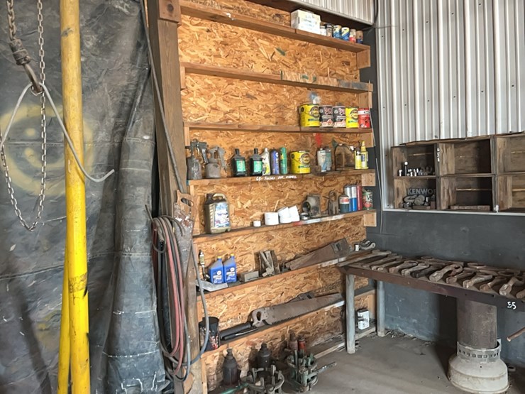 shelves-one-money:jack,-oil,-stain,-saws-support-equipment-image-1