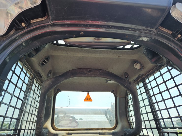 2013-bobcat-t650-image-8