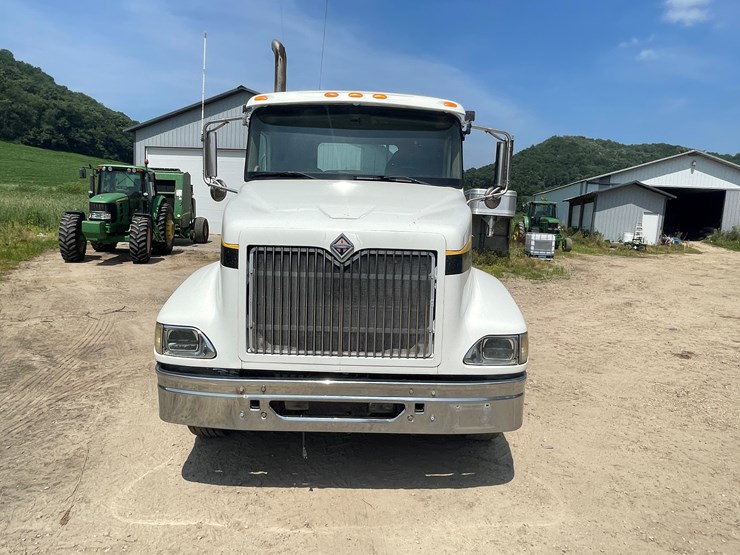 #1011-•-2007-international-truck-(has-wi-title)-image-2