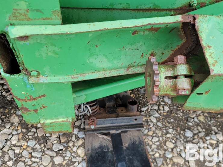 john-deere-843-image-13