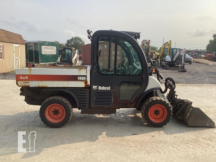 2017-bobcat-toolcat-5600-image-5