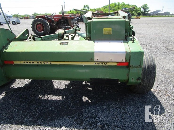 john-deere-3940-image-8