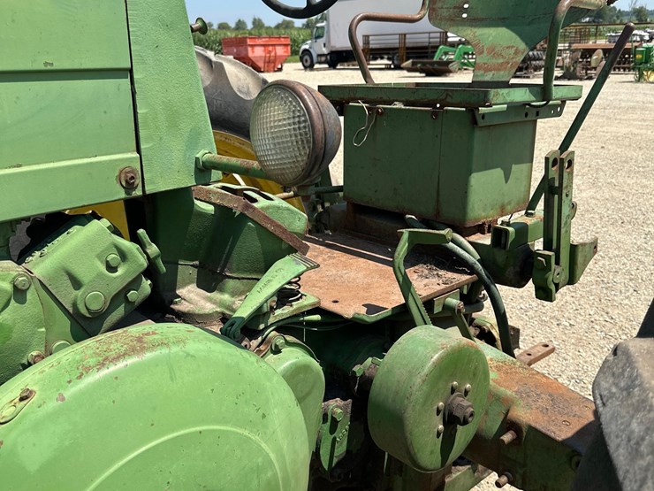 john-deere-60-image-11
