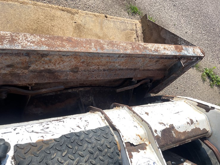 bobcat-753-image-11