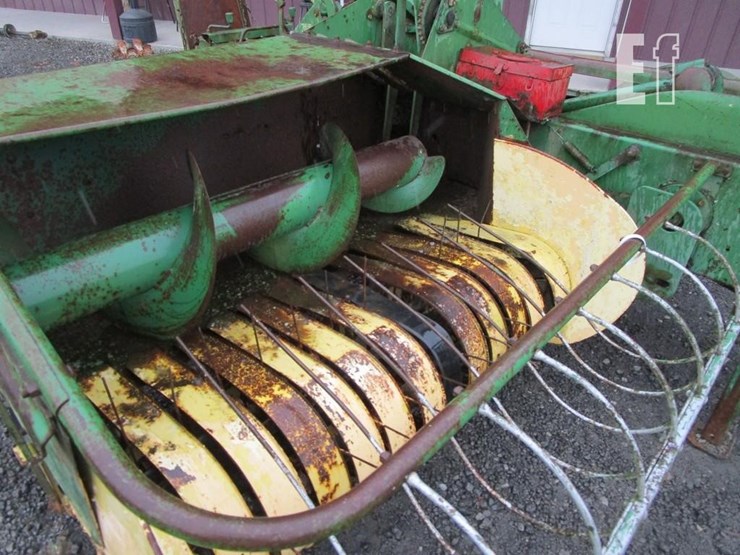 john-deere-24t-image-3